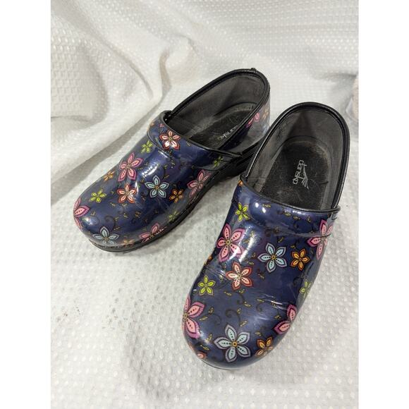 DANSKO! ULTRA COMFORT PATENT LEATHER FLORAL PINK, BLUE, AQUA, BLACK CLOGS!SZ 9.5 - Picture 4 of 9